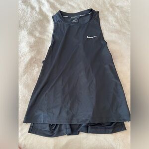 nike women's dri fit sleeveless racerback tank size medium